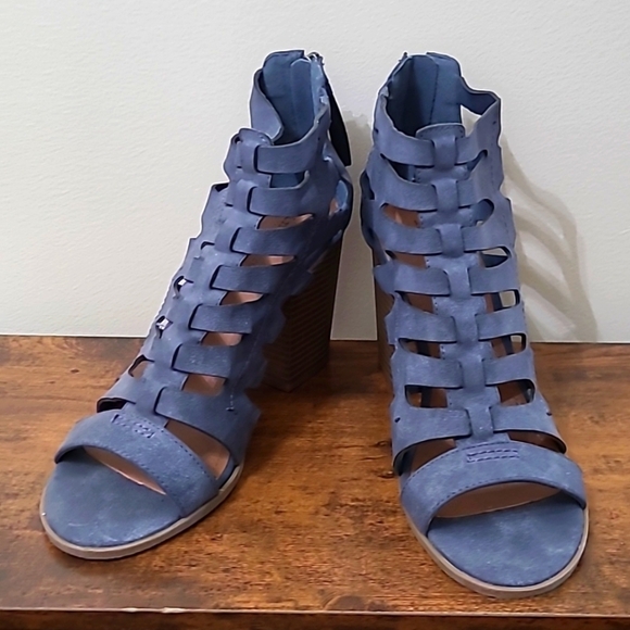 Indigo Rd open-toe strappy heeled sandals size 9 - Picture 1 of 13